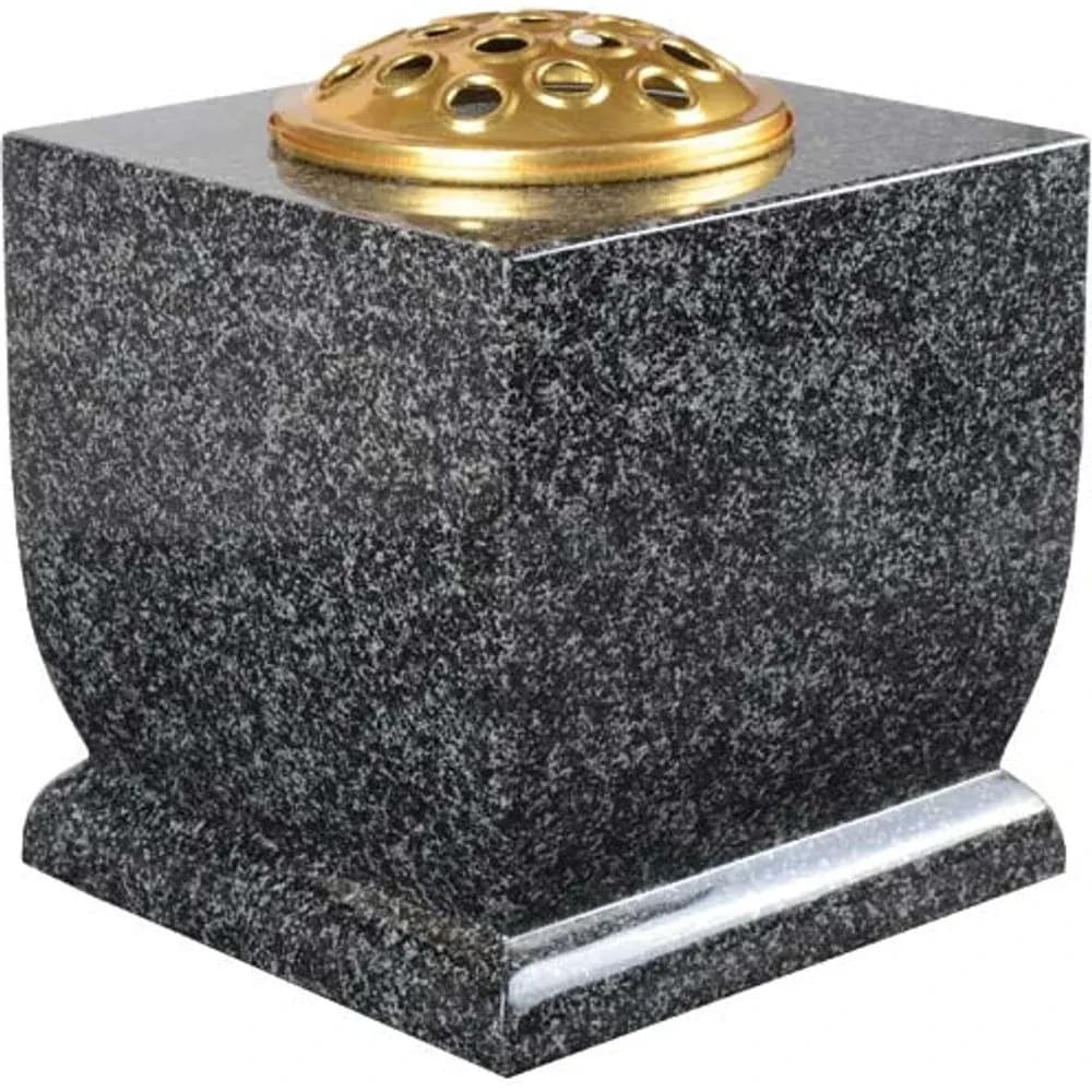 CJ879 memorial